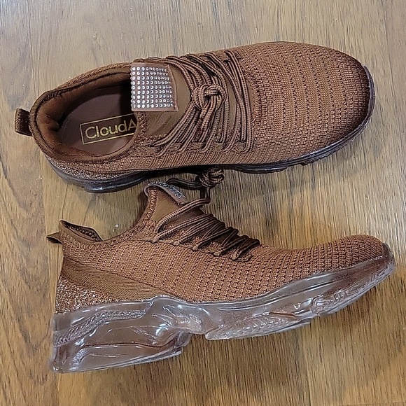 CloudAiR Vesta slipon sneaker Brown air cushion nonslip breathable light…7 NEW - Picture 1 of 10